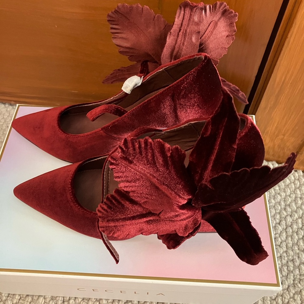 Cecelia New York Mislead maroon velvet block heel Mary Janes - Picture 2 of 10